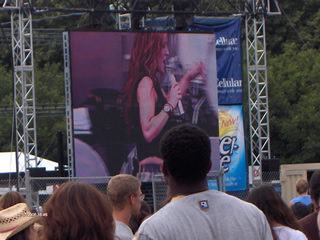 JoDee Messina