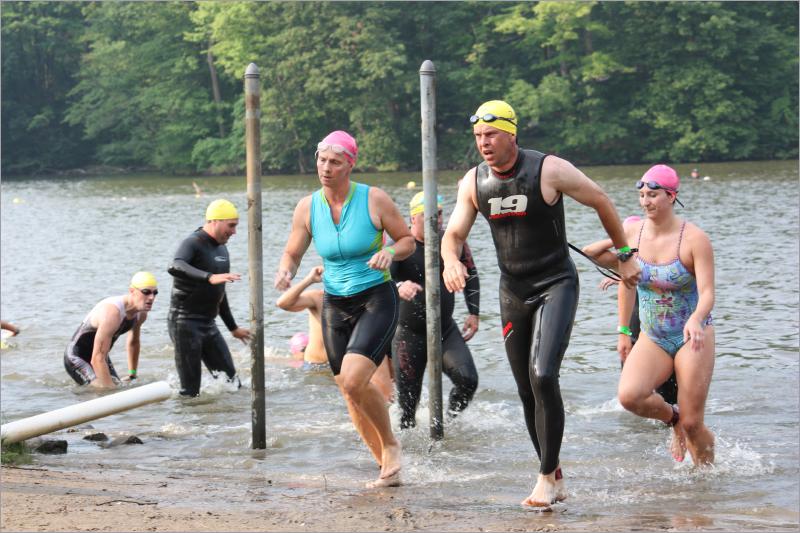 Mike & Joanne out of the water at the same time and didn't know it