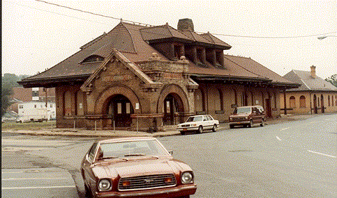 Erie RR Passenger
Station atMiddletown,N.Y. 1986