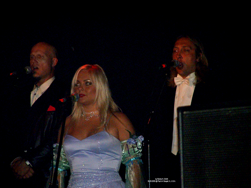 Choir vocalists, Risto Hmlinen, Suvi Virtanen & Jario-Petri Heino